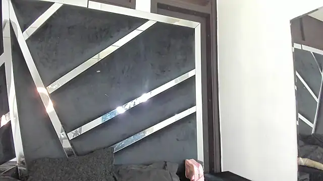 Snapshot of Sofia-candyht chatting on April 13, 2026, 5:17 pm Sofia-candyht online show from April 13, 2026, 5:17 pm