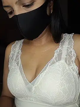 Snapshot of Nisha027 chatting on March 21, 2025, 12:07 am Nisha027 online show from March 21, 2025, 12:07 am