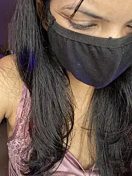 Snapshot of Nisha027 chatting on September 17, 2025, 11:40 pm Nisha027 online show from September 17, 2025, 11:40 pm