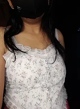 Snapshot of Nisha027 chatting on March 5, 2025, 12:27 am Nisha027 online show from March 5, 2025, 12:27 am