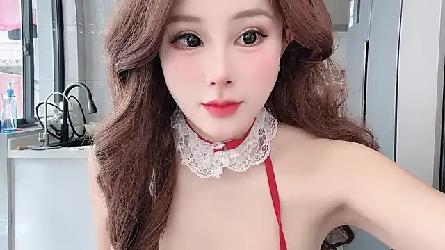 Evajoannana online show from June 16, 2026, 4:56 am