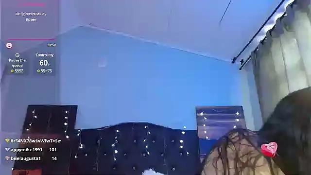 Snapshot of EmilyMorggan chatting on February 8, 2025, 8:10 pm EmilyMorggan online show from February 8, 2025, 8:10 pm