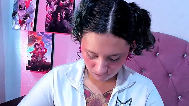 Snapshot of Mila_nixon02 chatting on February 8, 2026, 4:37 pm Mila nixon02 online show from February 8, 2026, 4:37 pm