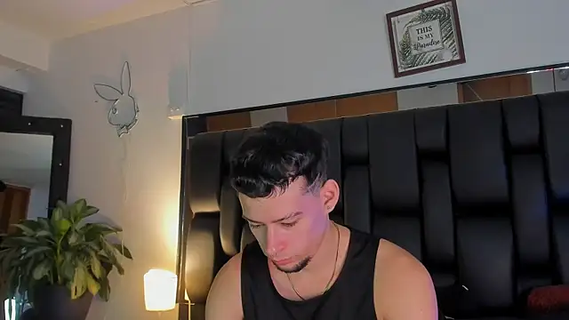 JadeSmiith  online show from September 10, 2025, 10:31 pm