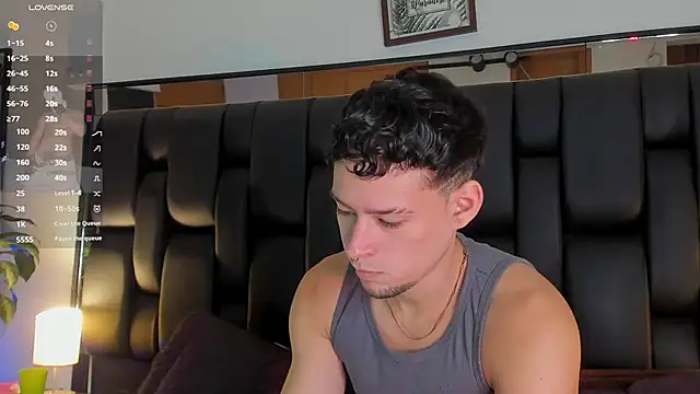 JadeSmiith  online show from January 7, 2026, 10:04 pm