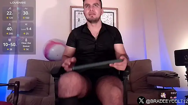 Snapshot of bradley_colt chatting on June 3, 2026, 2:33 pm bradley colt online show from June 3, 2026, 2:33 pm