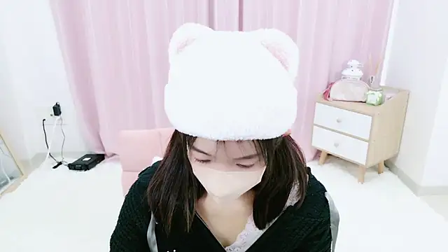 Nana 77  online show from December 3, 2024, 6:21 am