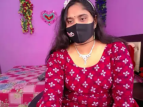 Hot Maleka online show from January 13, 2026, 5:17 pm