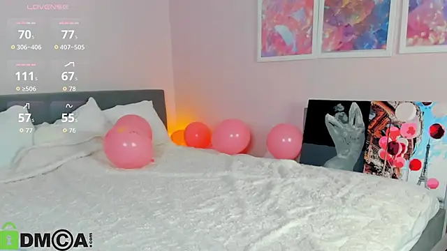 Sara Robinson online show from December 3, 2025, 3:07 am