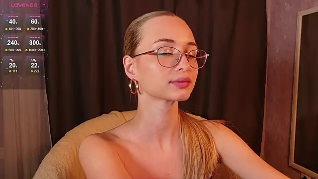 Tiffanyhunt online show from February 18, 2026, 3:08 pm