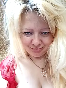 Snapshot of Lauri_scherri chatting on March 20, 2026, 2:29 pm Lauri scherri online show from March 20, 2026, 2:29 pm