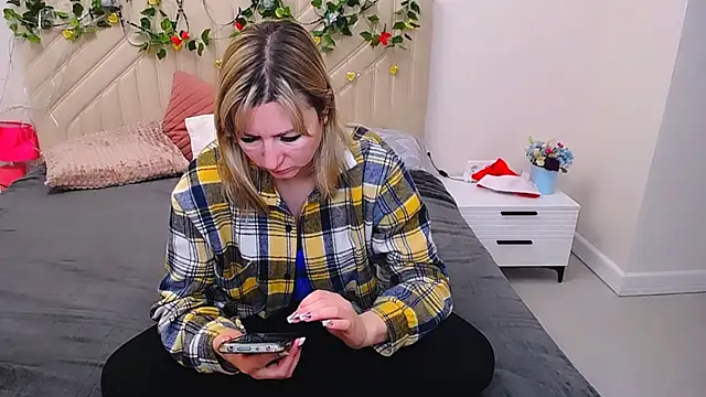 Incredible Ariela online show from January 6, 2026, 5:33 am