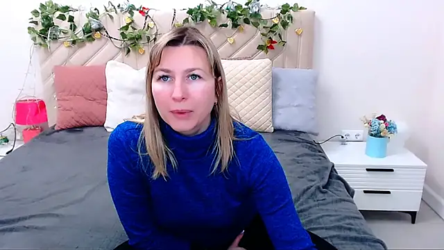 Snapshot of Incredible_Ariela chatting on February 6, 2026, 10:33 am Incredible Ariela online show from February 6, 2026, 10:33 am