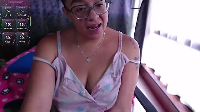 Snapshot of miia-big1boobs_ chatting on September 11, 2025, 2:06 pm miia-big1boobs  online show from September 11, 2025, 2:06 pm