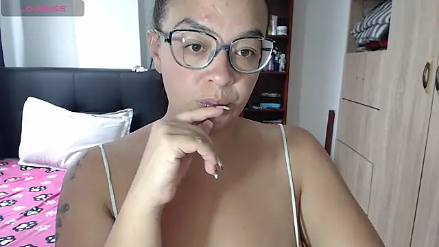 Snapshot of miia-big1boobs_ chatting on February 13, 2025, 3:03 pm miia-big1boobs  online show from February 13, 2025, 3:03 pm