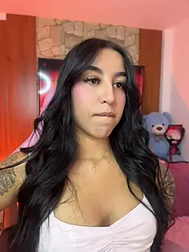 Snapshot of Tamara_Roberts1 chatting on July 10, 2026, 1:38 am Tamara Roberts1 online show from July 10, 2026, 1:38 am