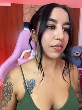 Snapshot of Tamara_Roberts1 chatting on July 15, 2026, 1:45 am Tamara Roberts1 online show from July 15, 2026, 1:45 am