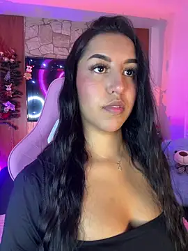 Tamara Roberts1 online show from December 18, 2025, 1:33 am