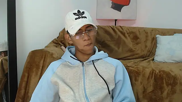 Nick Collins18 online show from November 2, 2025, 7:24 am