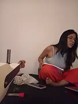Snapshot of Sahana_Ashiika chatting on April 20, 2026, 9:38 pm Sahana Ashiika online show from April 20, 2026, 9:38 pm
