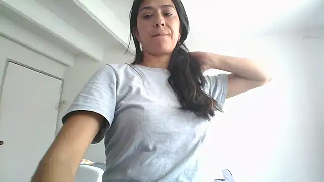 Snapshot of Sahana_Ashiika chatting on May 17, 2026, 2:39 pm Sahana Ashiika online show from May 17, 2026, 2:39 pm