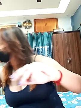 Cute-mona online show from February 12, 2026, 10:48 am