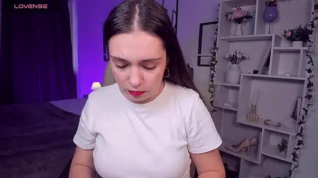 DaniellaLovely online show from October 6, 2025, 10:49 am