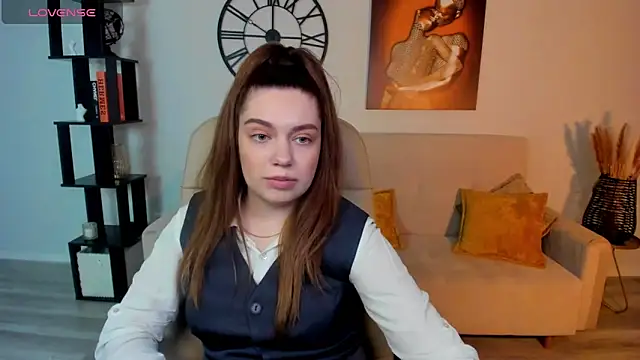 DaniellaLovely online show from March 6, 2025, 1:57 pm