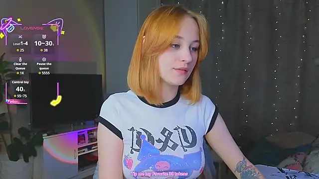 Snapshot of MaryRace chatting on November 28, 2025, 12:05 pm MaryRace online show from November 28, 2025, 12:05 pm