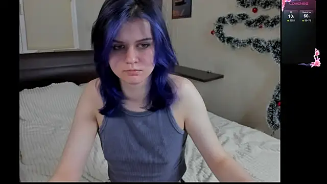 JulieTaylors online show from July 6, 2026, 9:39 pm