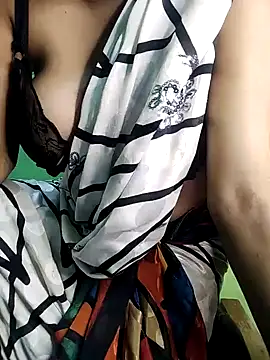 Queen-Amelia online show from December 18, 2024, 8:31 am