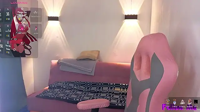 vittorialombardi   online show from March 21, 2026, 7:20 am