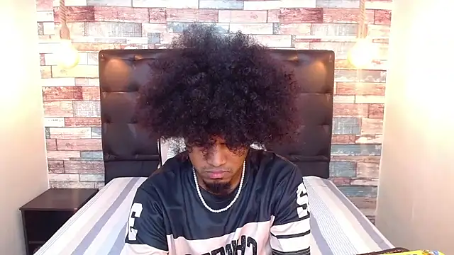 JaicobRuneer online show from April 16, 2026, 12:44 am