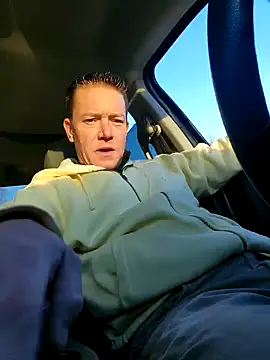 Bigtater1999 online show from December 1, 2025, 12:39 pm