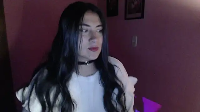 bunnyemilyrose36 online show from November 13, 2025, 2:48 am