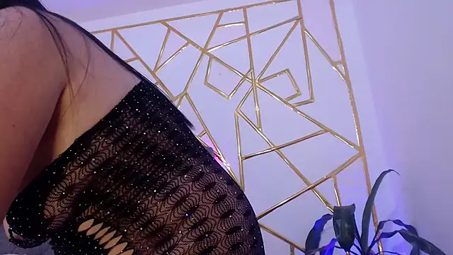 Zara47sweet online show from February 1, 2026, 9:13 pm