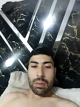 Joosee1696 online show from April 17, 2026, 11:29 pm