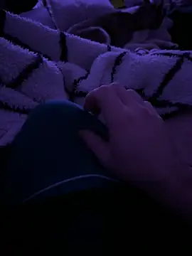 Snapshot of unconnudu21000 chatting on December 8, 2024, 5:17 am unconnudu21000 online show from December 8, 2024, 5:17 am