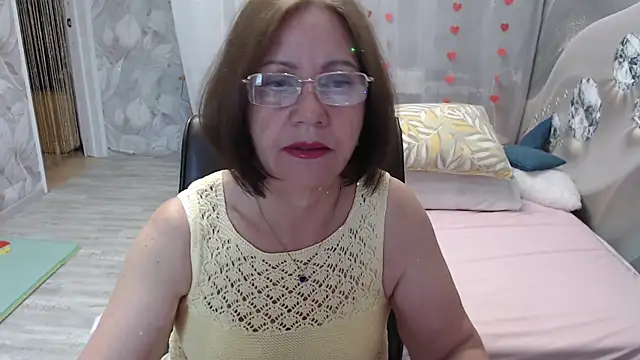 Snapshot of OlgaHottie chatting on July 27, 2026, 11:45 pm OlgaHottie online show from July 27, 2026, 11:45 pm