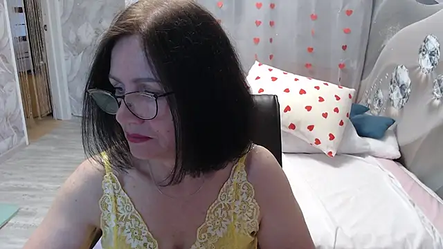 OlgaHottie online show from May 30, 2026, 11:43 pm