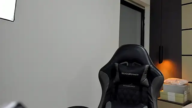 alma fenix online show from February 19, 2026, 12:46 pm