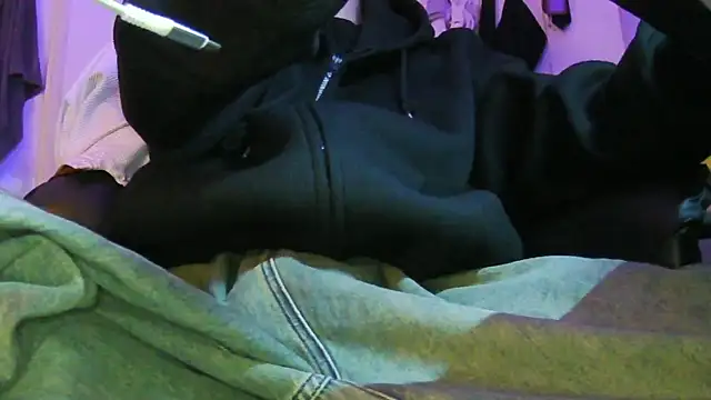 Ray175oo online show from March 14, 2026, 1:39 pm