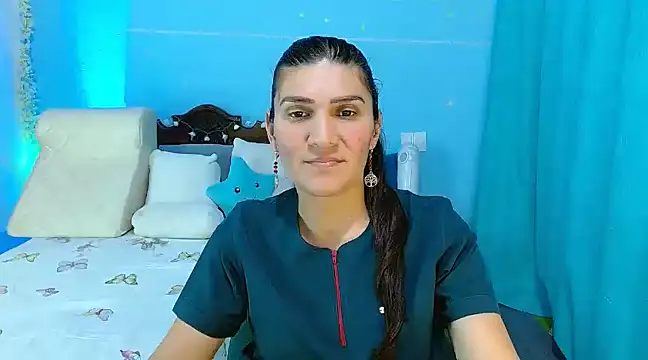 Snapshot of venus_swet_ chatting on February 6, 2025, 1:05 am venus swet  online show from February 6, 2025, 1:05 am