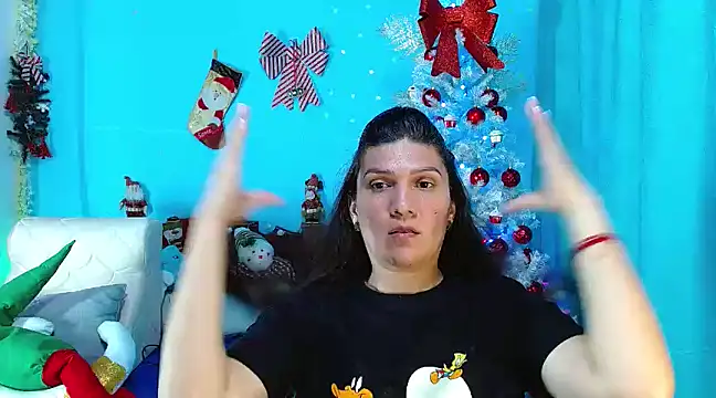 Snapshot of venus_swet_ chatting on December 8, 2024, 2:46 am venus swet  online show from December 8, 2024, 2:46 am