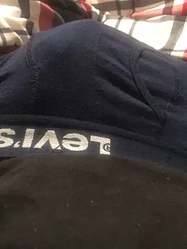 Snapshot of darksmoke011 chatting on February 22, 2025, 4:18 am darksmoke011 online show from February 22, 2025, 4:18 am