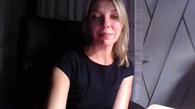 VelvetLove287 online show from January 12, 2026, 4:25 pm