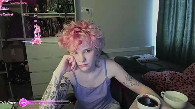 Snapshot of School_Love chatting on March 16, 2026, 7:23 am School Love online show from March 16, 2026, 7:23 am