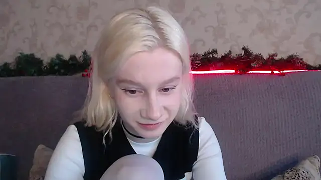 EnigmaSee online show from February 6, 2026, 2:51 am