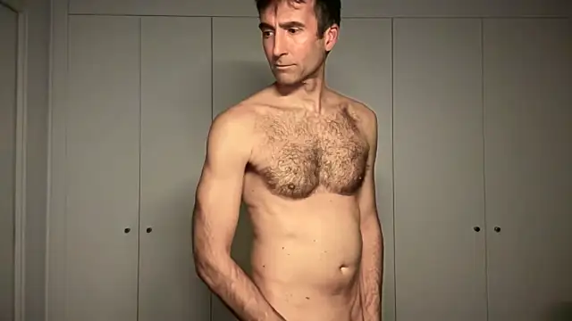 Snapshot of david_spanish chatting on January 6, 2025, 7:02 pm david spanish online show from January 6, 2025, 7:02 pm