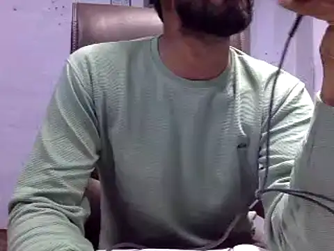 Snapshot of ASIF_F chatting on December 30, 2024, 5:34 pm ASIF F online show from December 30, 2024, 5:34 pm